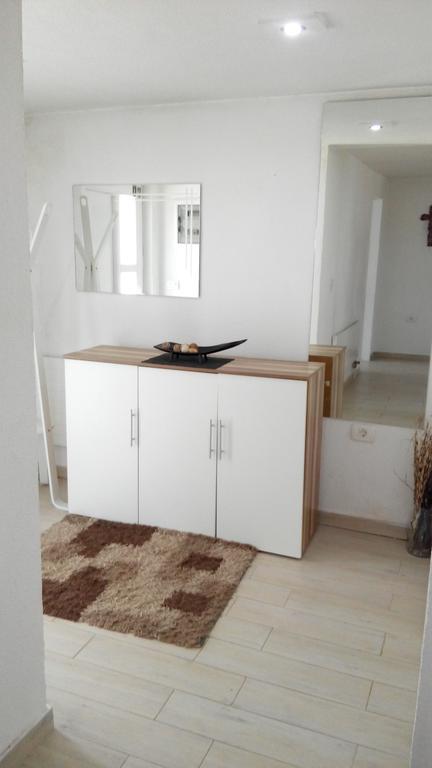 Holiday Home Marsan Pula Exterior foto
